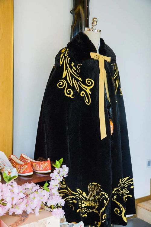 成都，终于来了！10处打卡场景与600套衣服的服装服饰盛宴