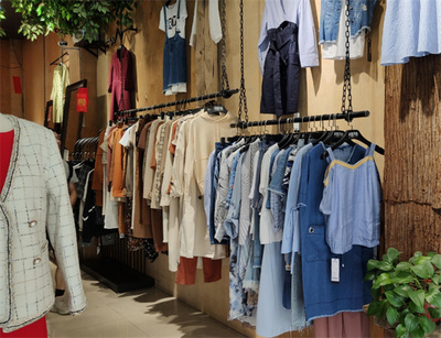 服装服饰的视觉力量 门店、产品与宣传图的完美融合